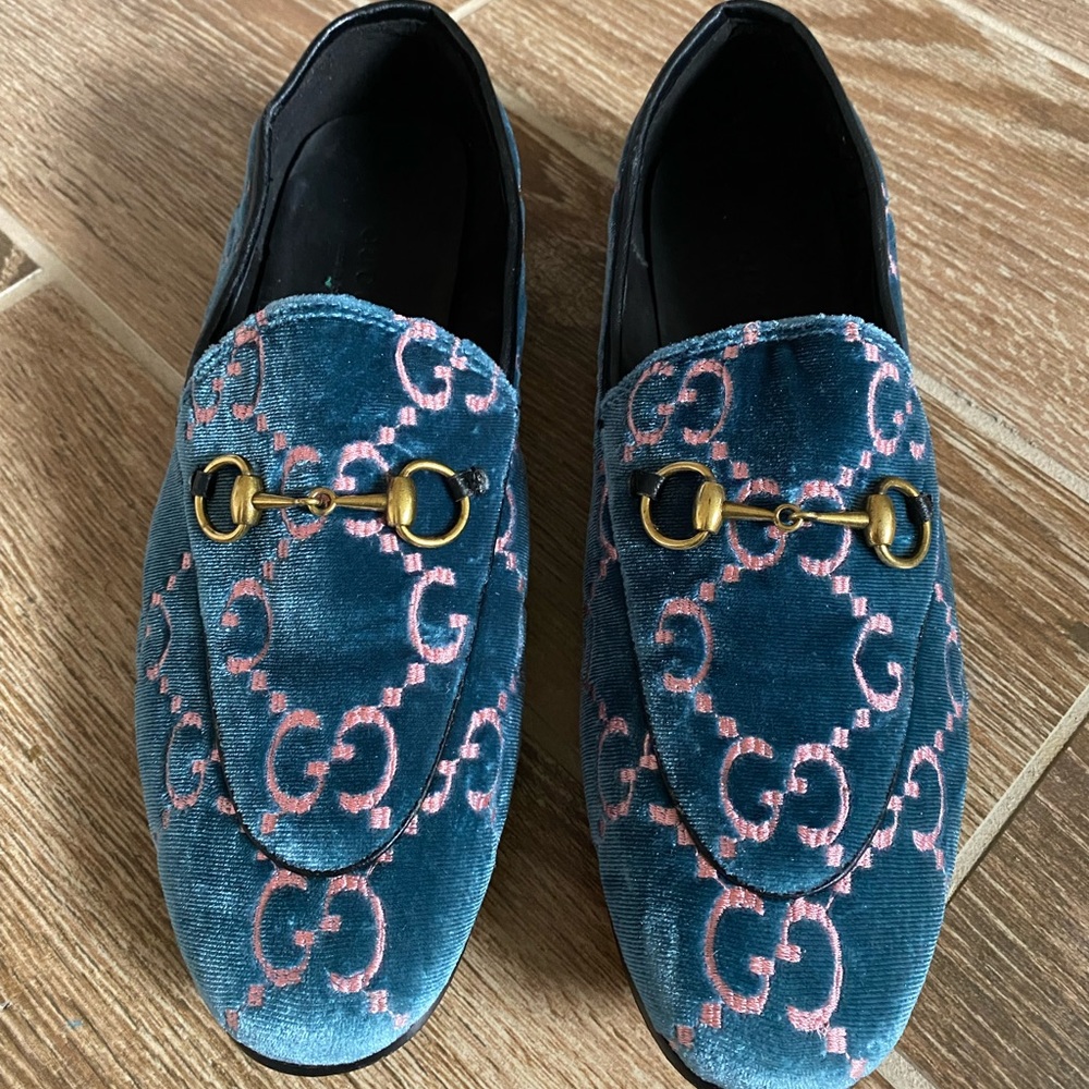 Gucci Velvet shoes